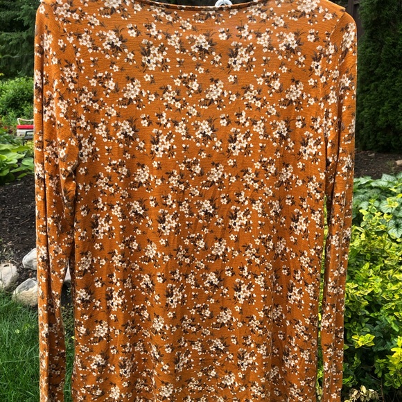 Brand new Xs American Eagle soft and sexy shirt - Picture 7 of 8